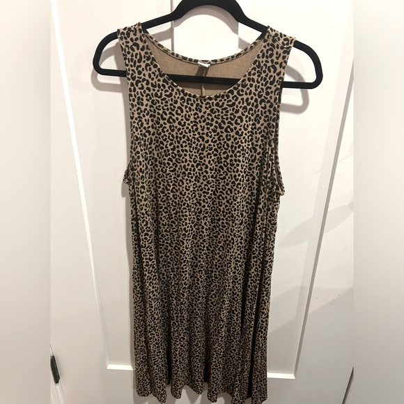 Old Navy Dresses & Skirts - Old Navy Leopard Print Tank Dress